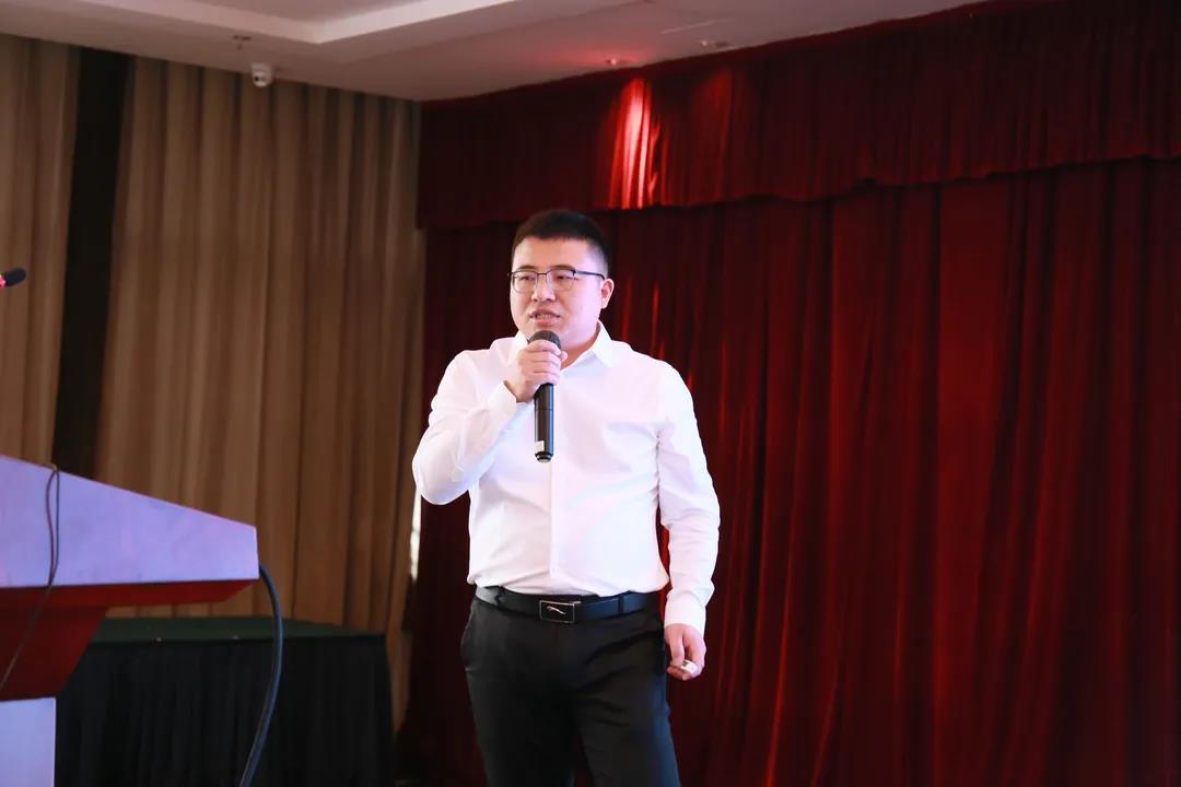 加氣協(xié)會主辦、東岳機(jī)械承辦的第五屆加氣混凝土行業(yè)總工程師論壇暨2021綠色低碳論壇圓滿召開