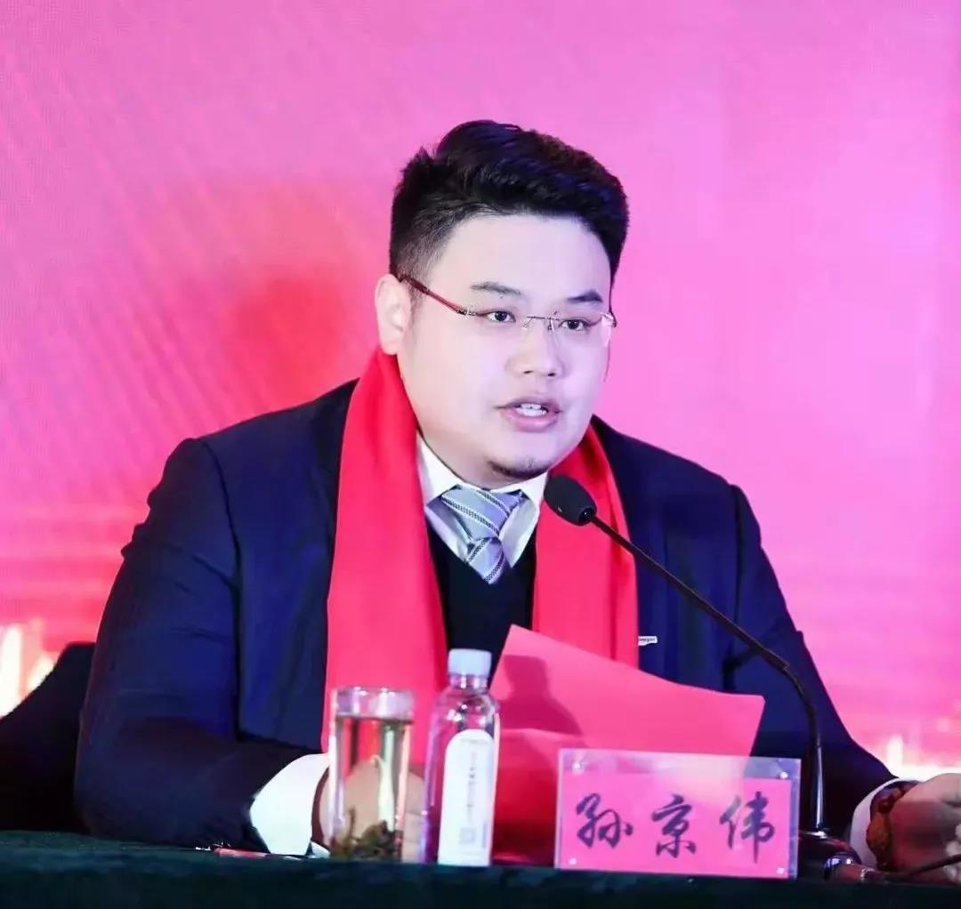 【同心同向-聚力同行】東岳機(jī)械2021年終表彰盛典暨2022年開工動(dòng)員大會圓滿舉行 【同心同向-聚力同行】東岳機(jī)械2021年終表彰盛典暨2022年開工動(dòng)員大會圓滿舉行